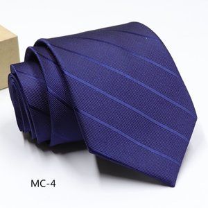 Men's tie size length  145 width 8